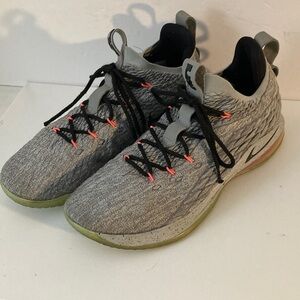 Nike LeBron 15 low Melon XV AO17550 Athletic Sneakers Grey with Black size 14